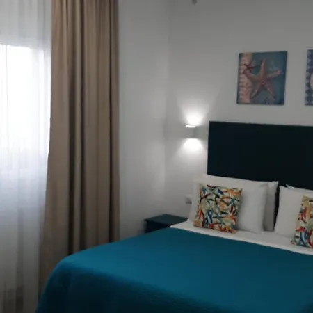 Novalis Rooms-2